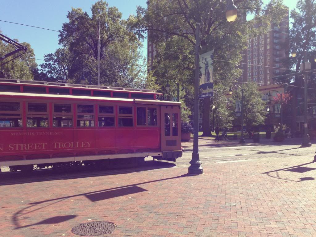 Ten Feet Off Beale - Memphis Trolley