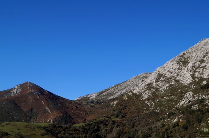 Descubriendo Asturias - Blogs de España - Picu Pienzu por La Biescona: El balcón del Paraíso (Sª Sueve) (14)