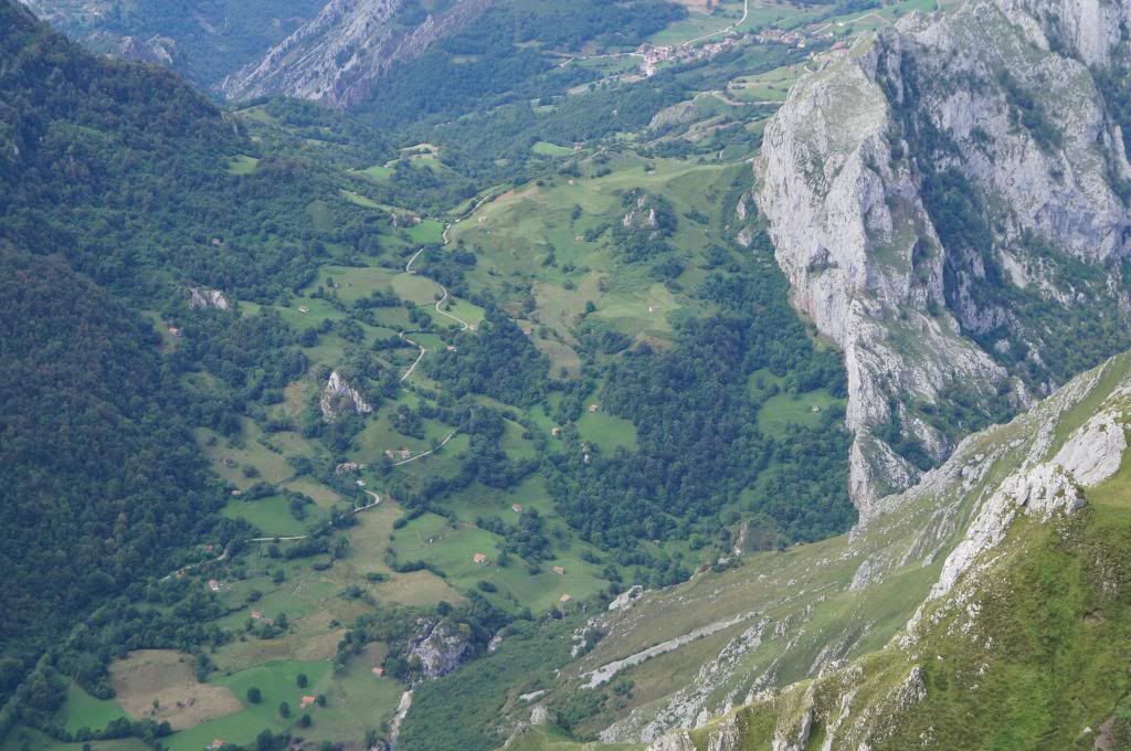 Descubriendo Asturias - Blogs de España - Mirador de Ordiales: La magia de los Picos de Europa (19)
