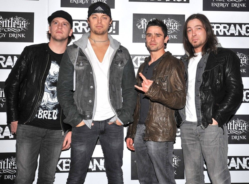 Day 3 a good looking band (There are just too many!!!) Mibba