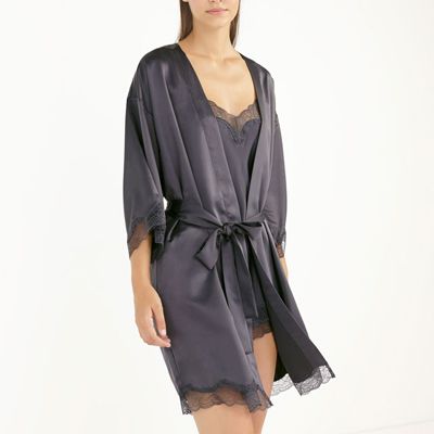  photo Large-fustany-Fashion-items-you-can-buy-for-your-mother-on-mother-s-day-oysho_zpsjjtyky3x.jpg