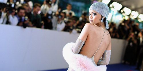  photo RihannaseethroughdressatCFDAawards2014_zps998fddd4.jpg