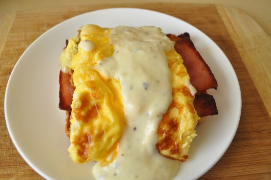 photo fustany-lifestyle-the kitchen-How to Make Delicious Cheese Sauce and How to Eat It in 10 Different Ways-10_zpsgw2sxk2p.jpg