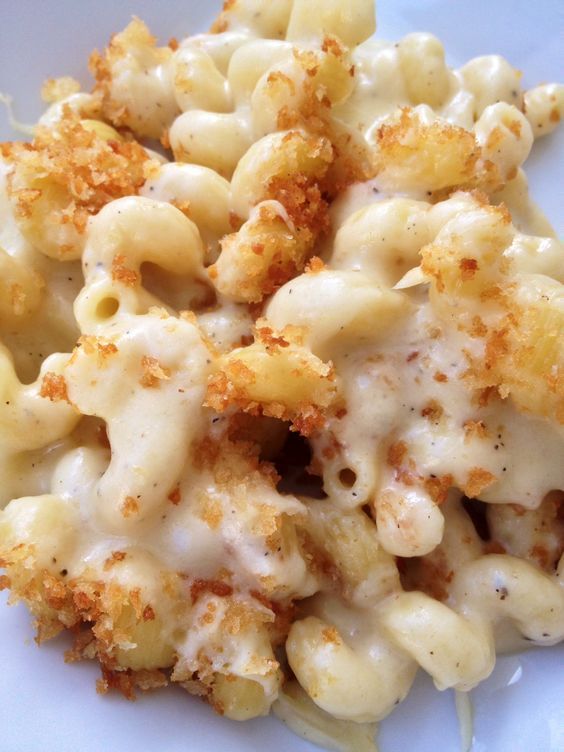 photo fustany-lifestyle-the kitchen-How to Make Delicious Cheese Sauce and How to Eat It in 10 Different Ways-2_zpsmfxcxdmx.jpg