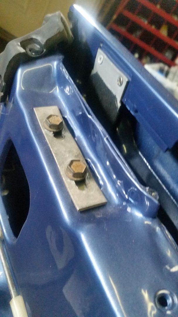 window anti rattle plate ? Team Camaro Tech