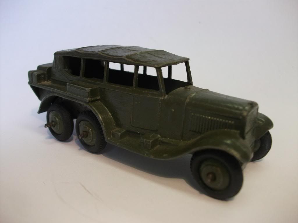 dinky reconnaissance car