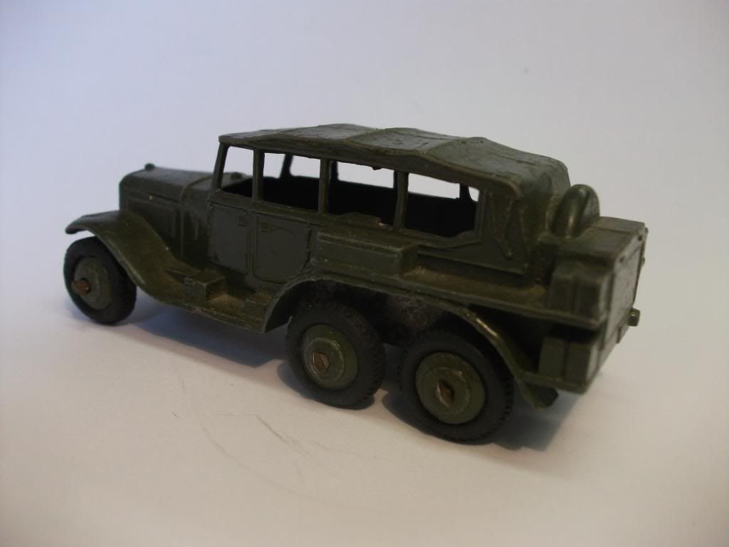 dinky reconnaissance car