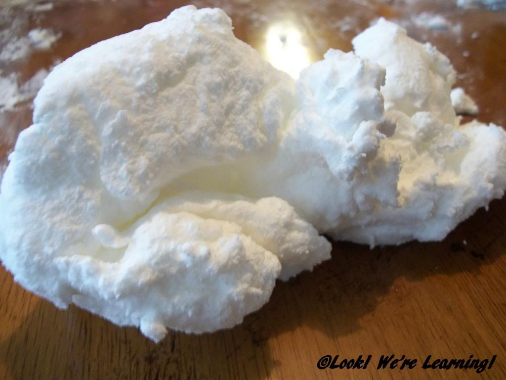 Two Ingredient Foam Dough: Look! We're Learning!